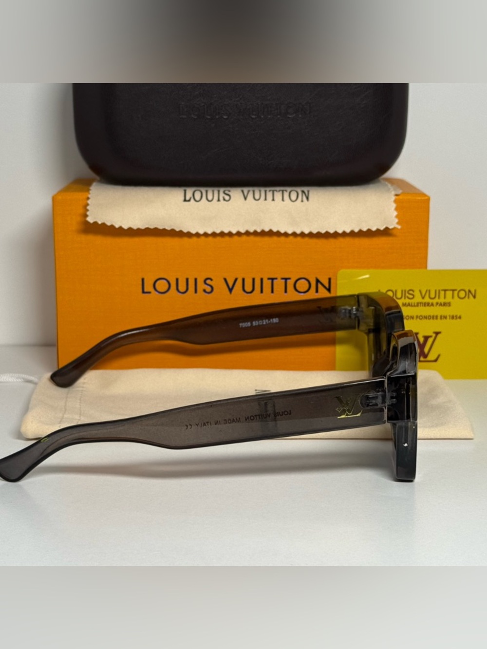 Louis Vuitton Square Sunglasses in Smoky Brown - Picture 2 of 4